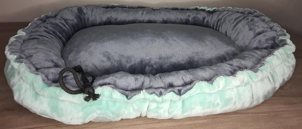 CAMA ACOLCHADA OVALADA LARGE REVERSIBLE C/CORDON