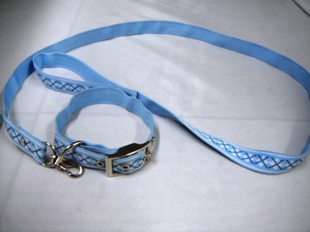 COLLAR Y PASEADOR ESTAMPADO AZUL ECONOMICO
