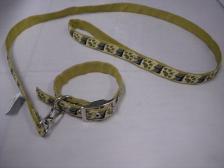 COLLAR Y PASEADOR ESTAMPADO VERDE ECONOMICO